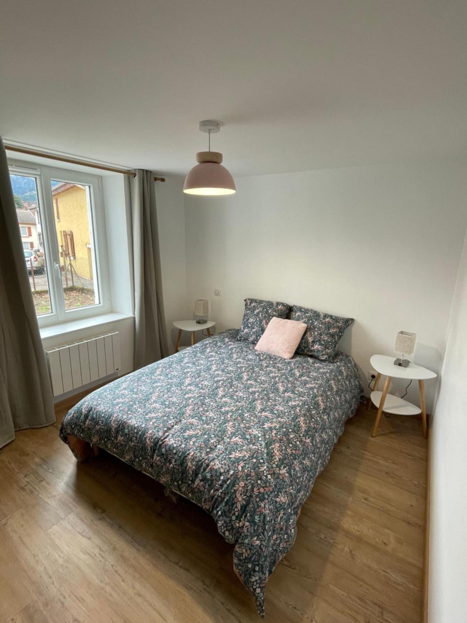 Logement Idealement Situe Sur La Voie Verte Celles-sur-Plaine Ngoại thất bức ảnh